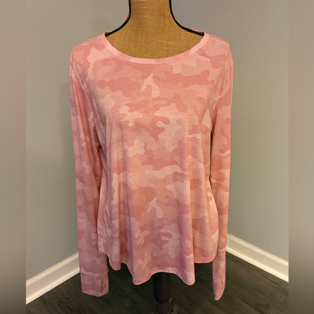 ZELOS misses lightweight camo L/S activewear shirt, thumb slits, size XL